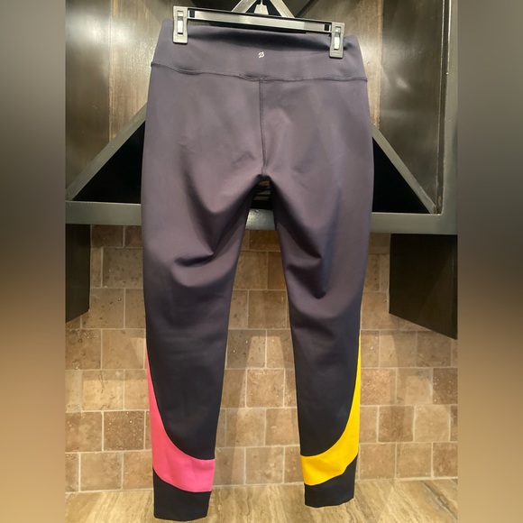 Peloton Push Your Boundaries Color Block Tights (M) NWOT - Picture 3 of 5
